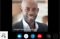 Users' photos can also be visible in a conversation window in Skype for Business.